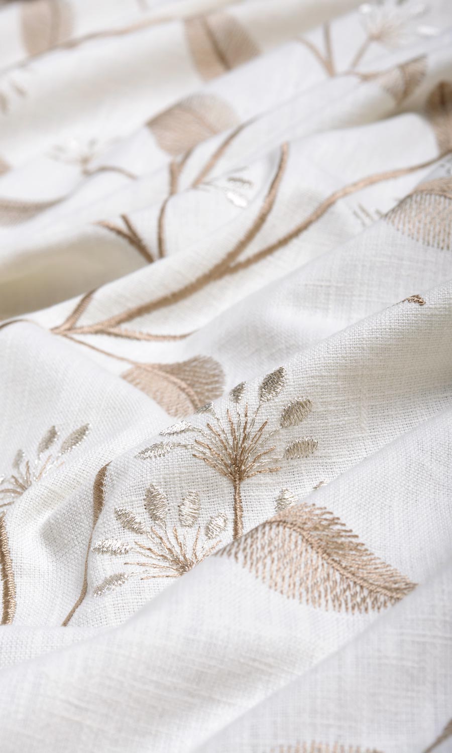 Floral Embroidery Home Textile Fabric Material By the Yard (White/ Cream)