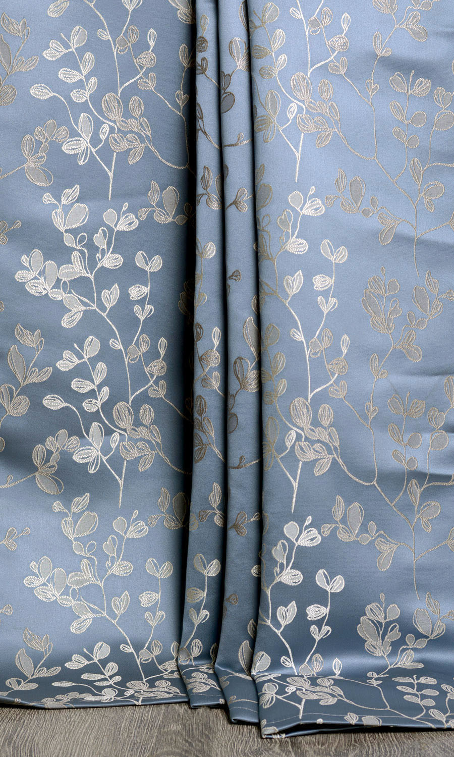 Floral Home Textile Fabric Material Sample (Navy Blue/ Ivory-Beige)