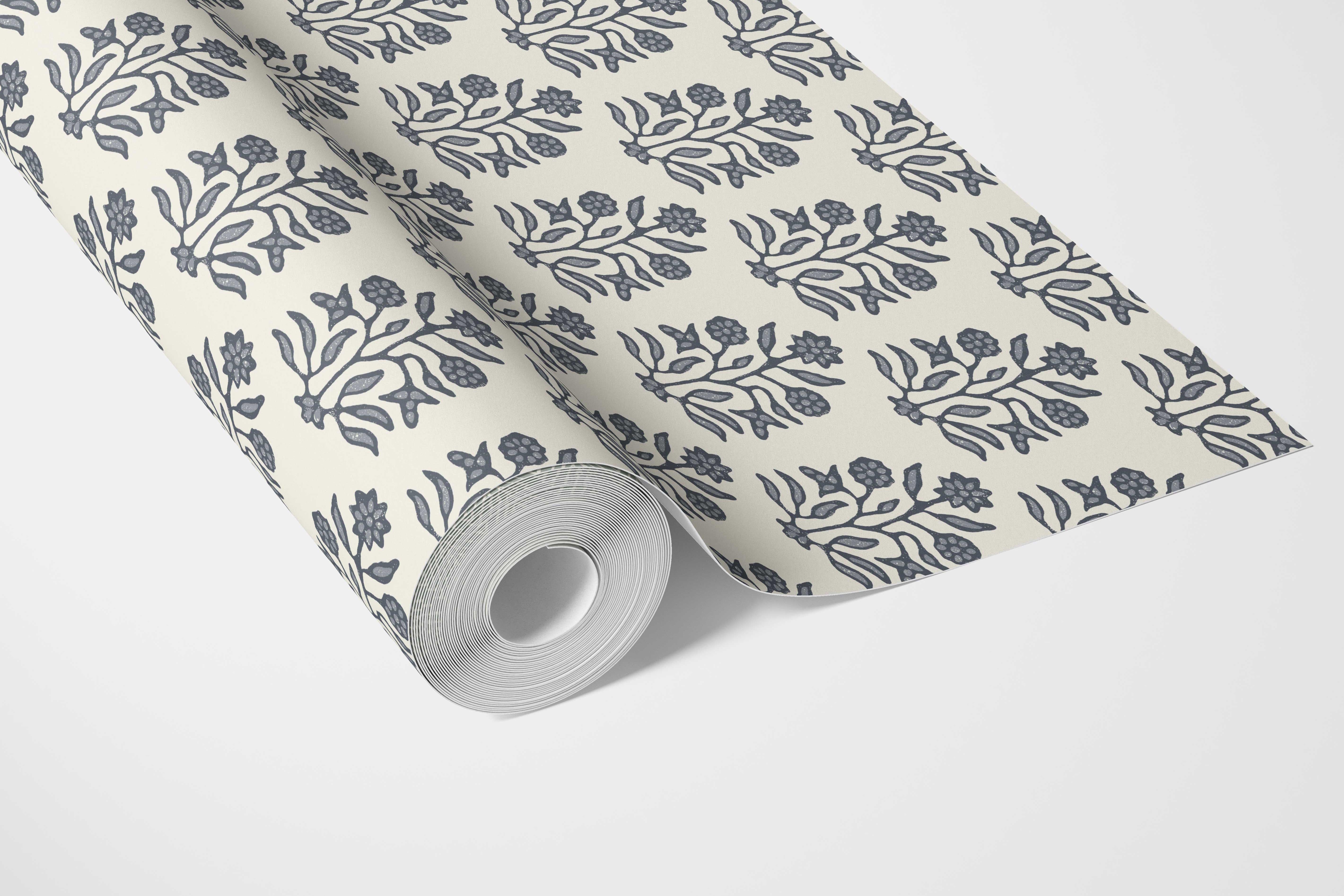 Vintage-Inspired Floral Block Print Bathroom Wallpaper (Navy Blue/ Cream)