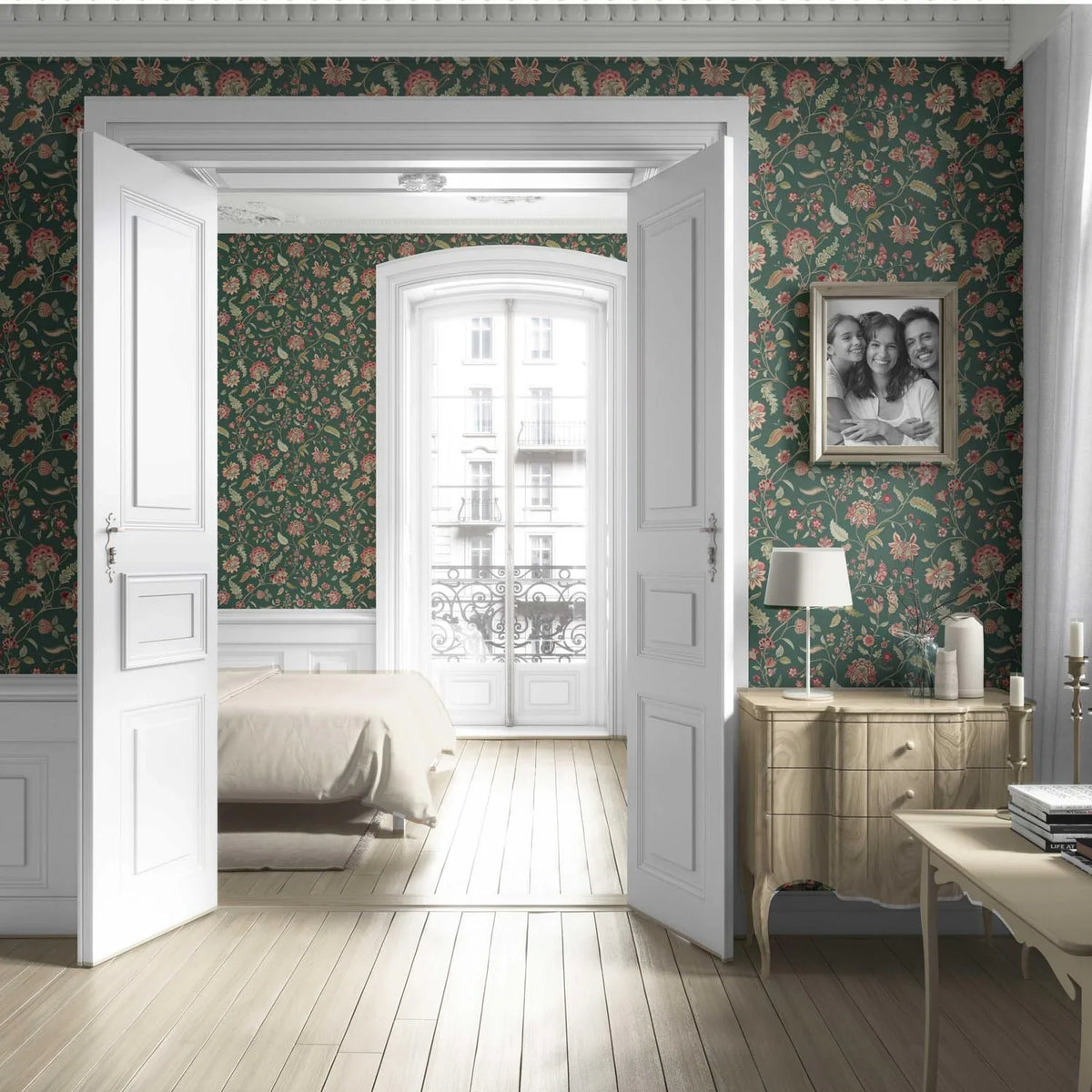 Floral/ Botanical Patterned Living Room Wallpaper (Green/ Red/ Pink)