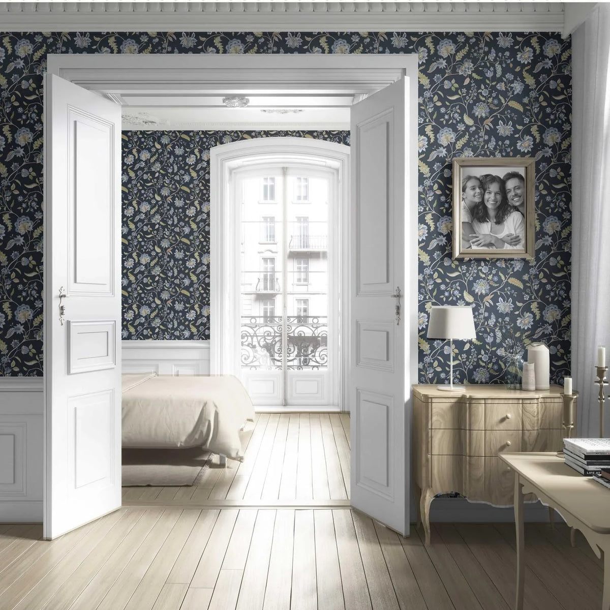Floral/ Botanical Patterned Living Room Wallpaper (Midnight Blue/ Pale Blue/ Green)