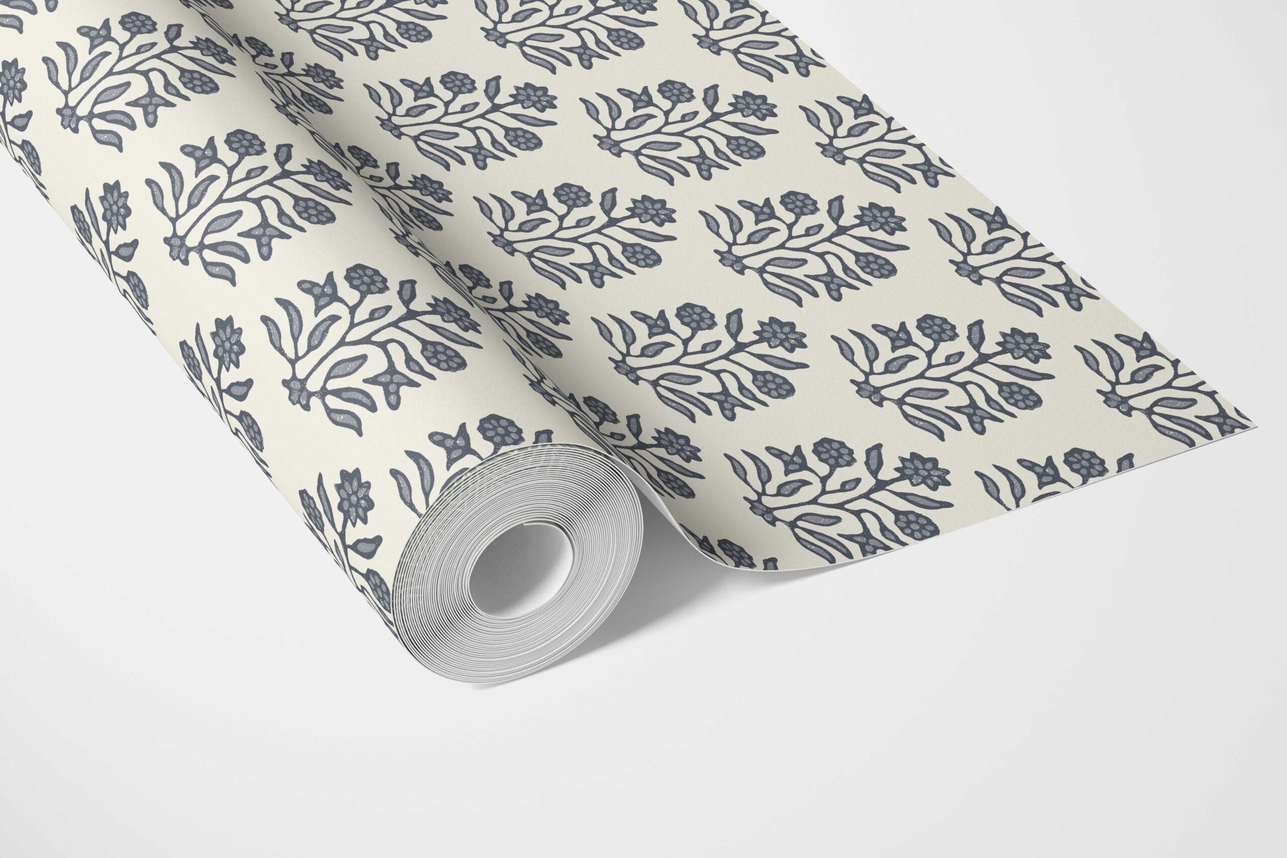 Vintage-Inspired Floral Block Print Bathroom Wallpaper (Navy Blue/ Cream)