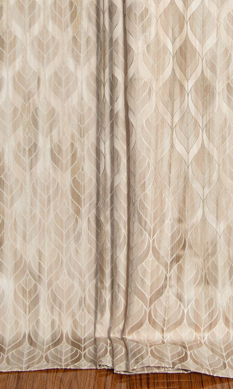 Petal Patterned Free Fabric Material Sample (Pale Beige/Brown)