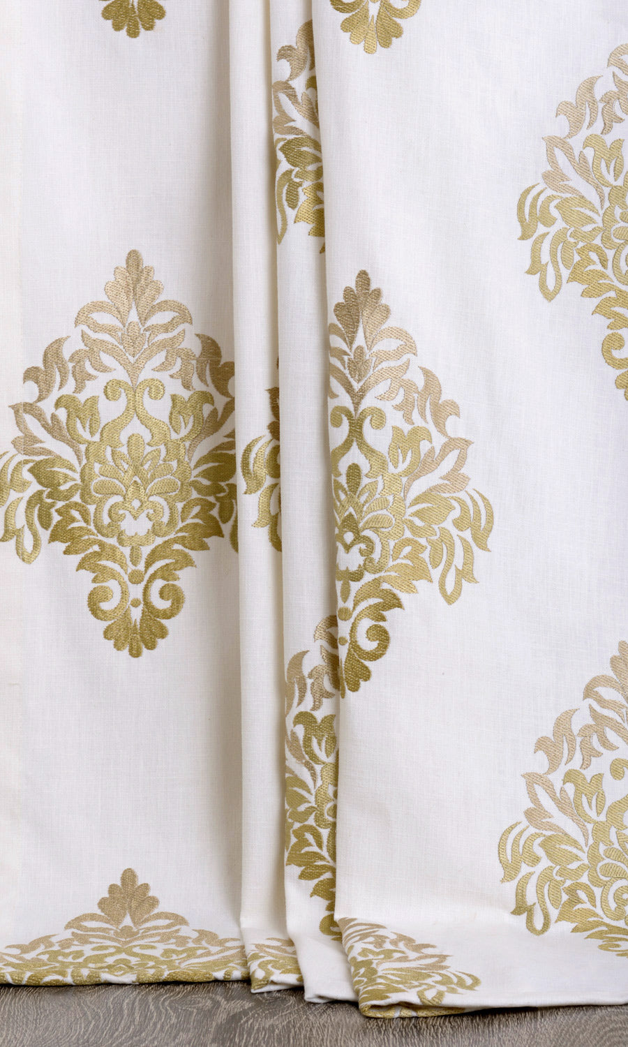 Damask Patterned  Home Décor Fabric By the Yard (Ivory/ Beige/ Brown)